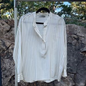 Vince silk Top cream with blue stripes